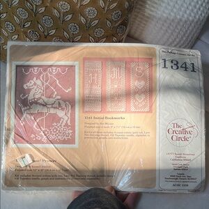 The Creative Circle (Carousel Prancer) kit #1341 Vintage Darning thread.